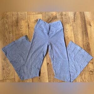 Aerie Real Me Double Crossover Flare Leggings Marbled Blue